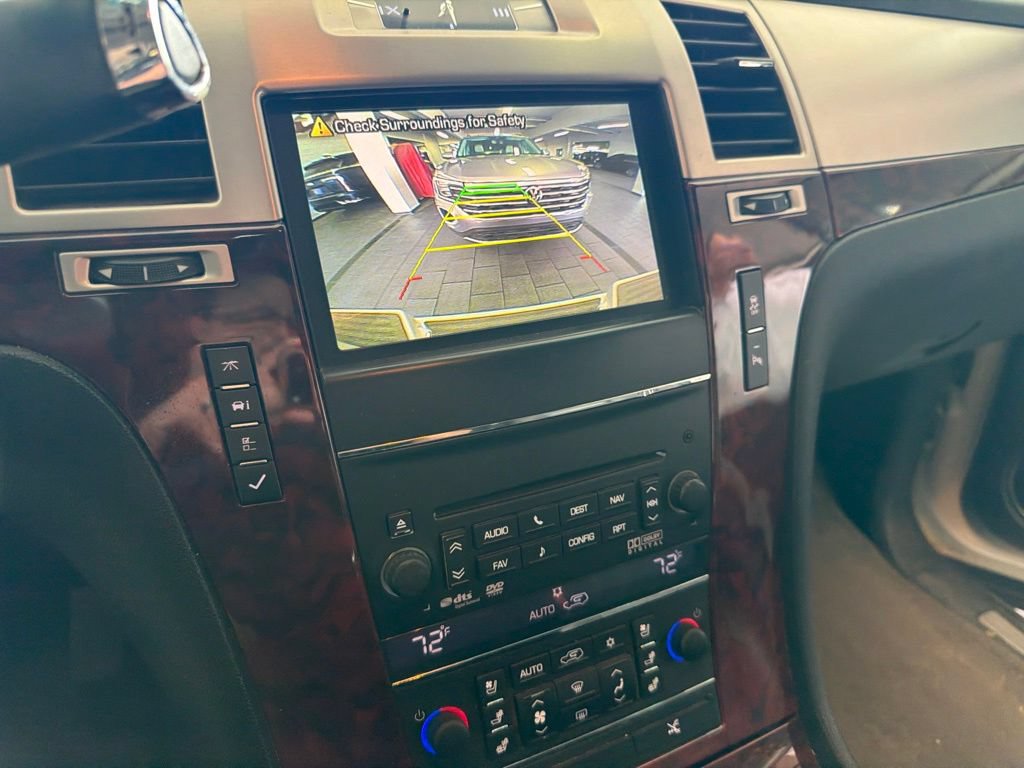Used 2013 Cadillac Escalade EXT Premium AWD/4WD image 3