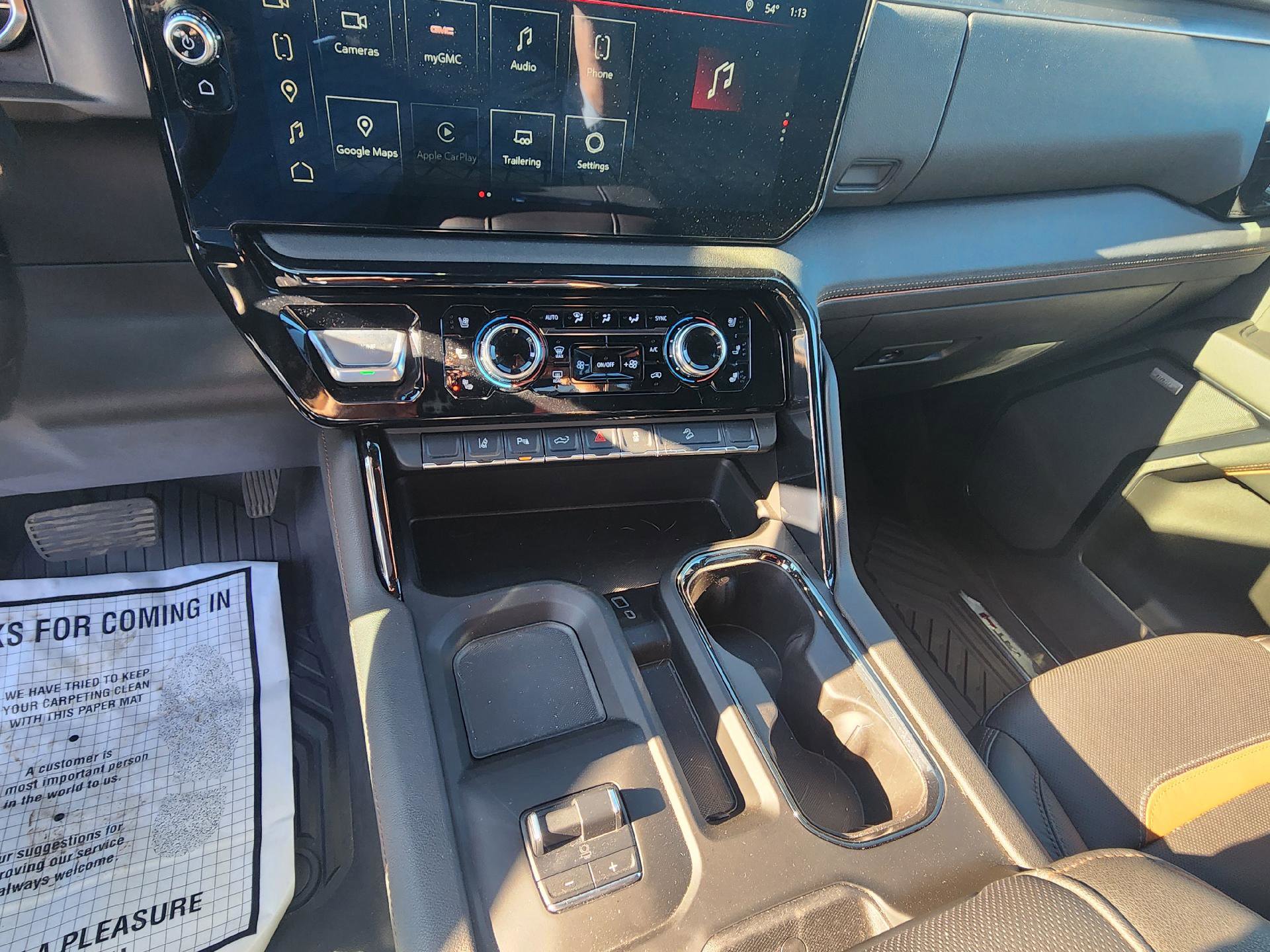 Used 2025 GMC Sierra 3500 AT4 image 19