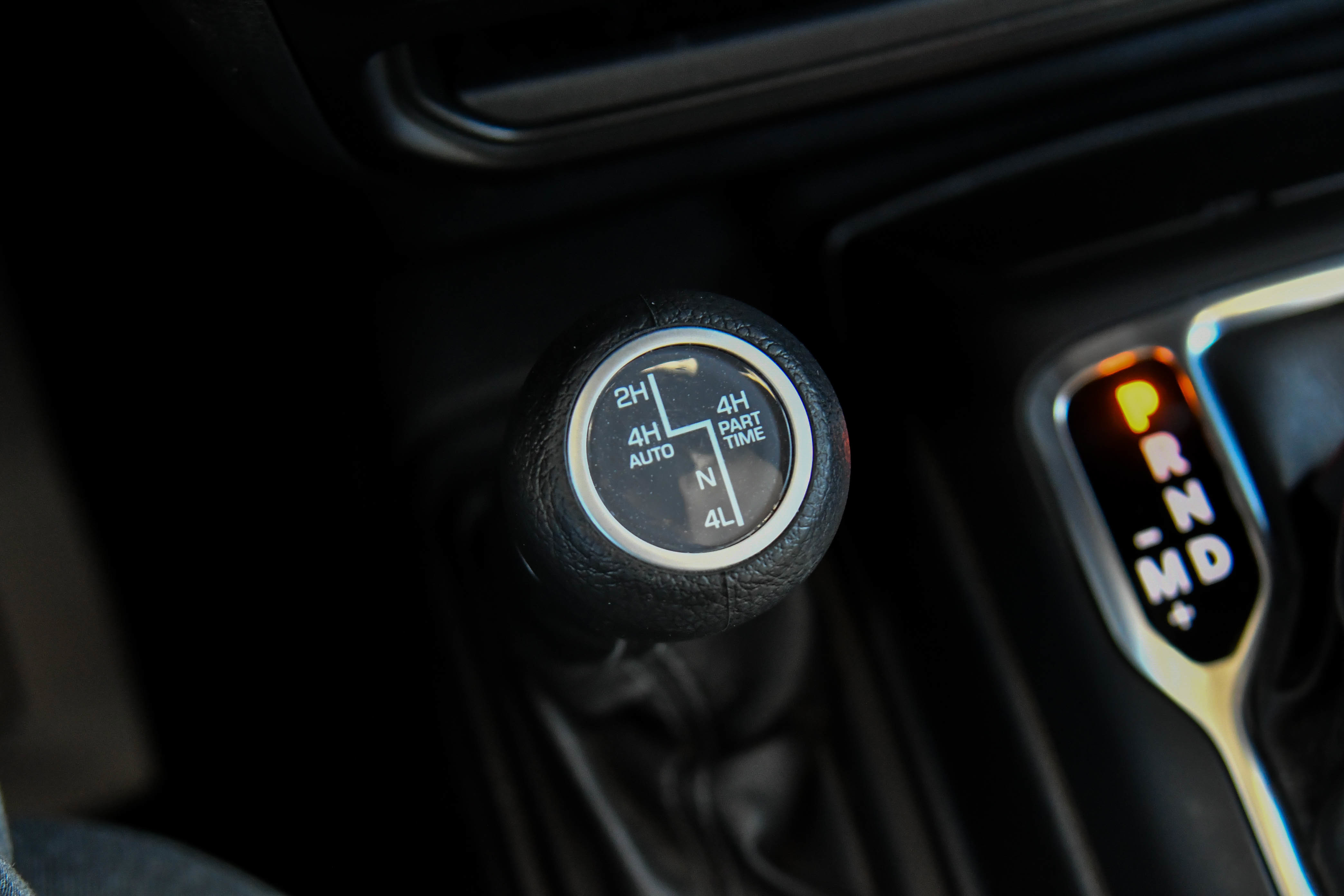 Used 2025 Jeep Wrangler Sahara image 30