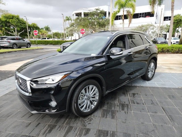 Used 2025 INFINITI QX50 Luxe image 13