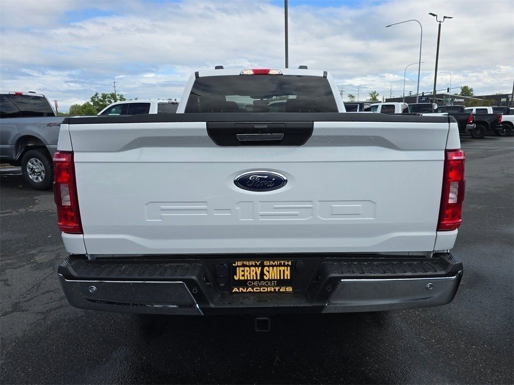 Used 2021 Ford F150 XLT w/ Equipment Group 301A Mid image 5