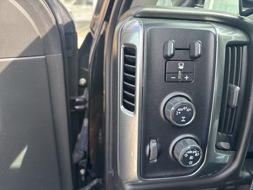 Used 2017 Chevrolet Silverado 1500 LT w/ All Star Edition image 17