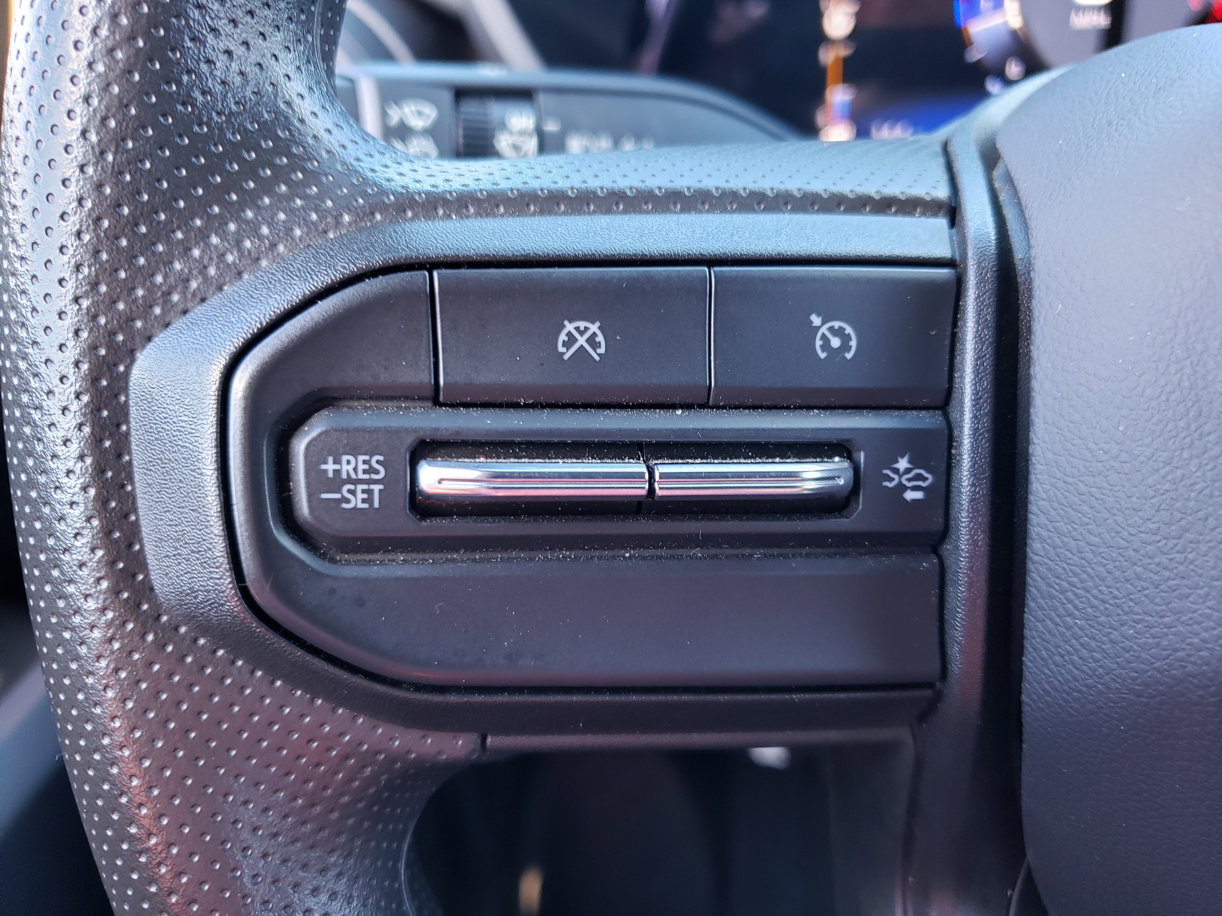 Used 2023 Chevrolet Colorado W/T w/ Advanced Trailering Package image 13