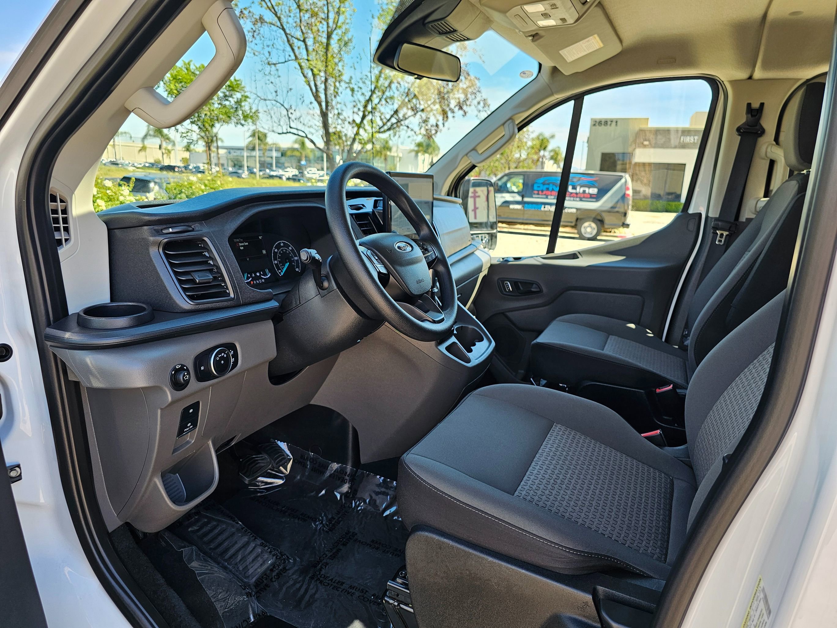 Used 2025 Ford Transit 350 XLT image 16