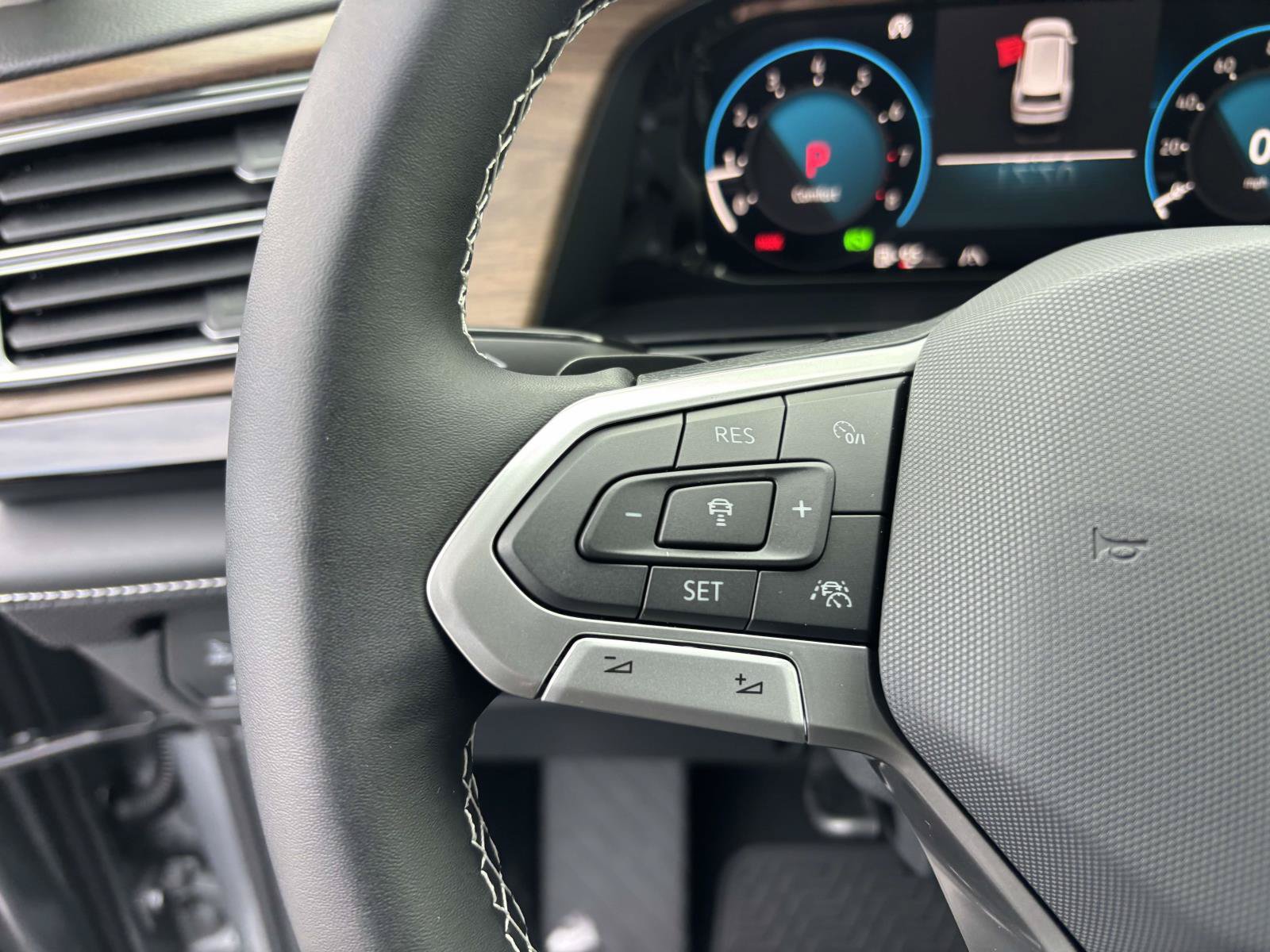 New 2026 Volkswagen Atlas SE AWD/4WD image 17