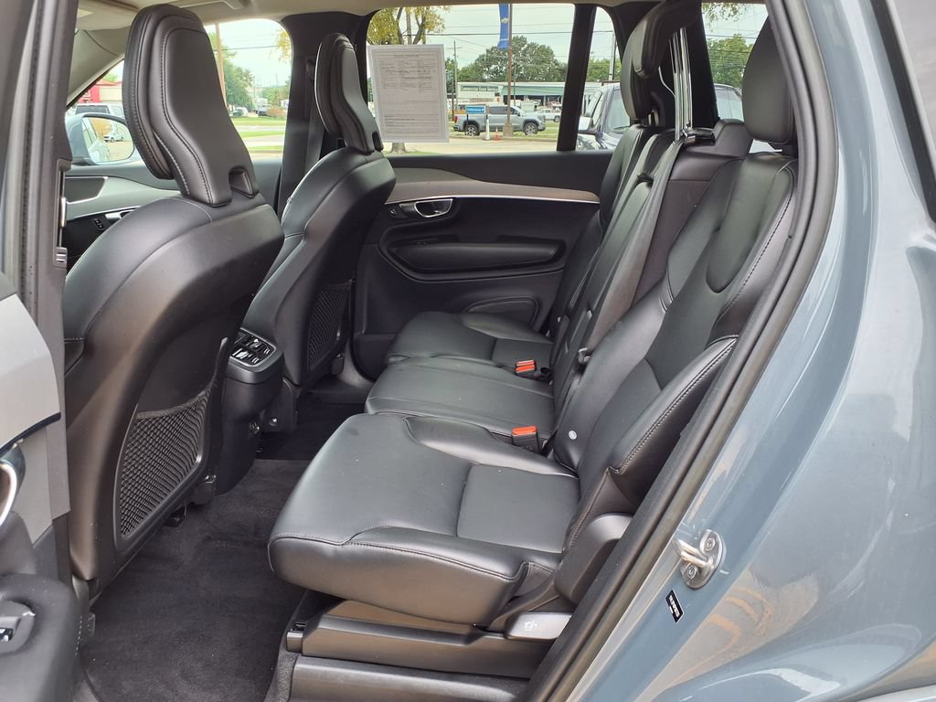 Used 2023 Volvo XC90 B5 Core w/ Protection Package Premier AWD/4WD image 12