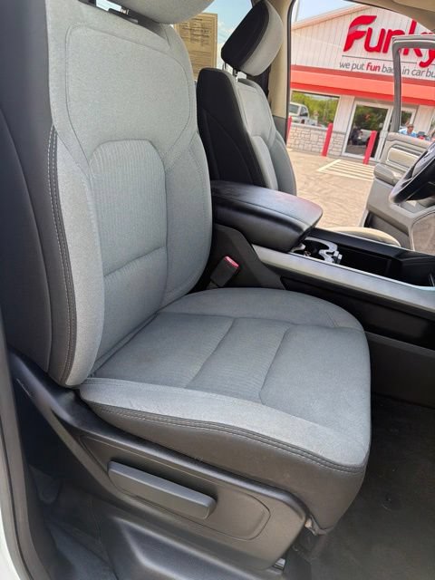 Used 2020 RAM 1500 Big Horn AWD/4WD image 25