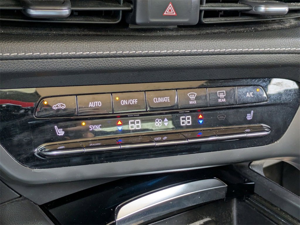 Used 2023 Buick Envision Preferred image 17