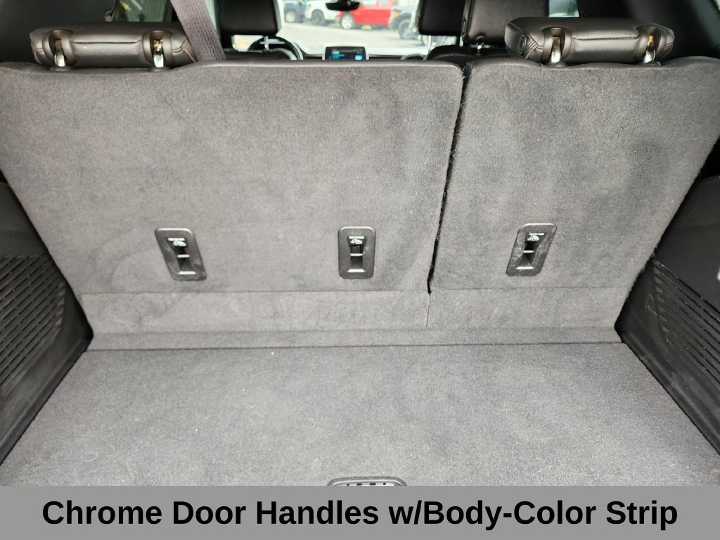 Used 2022 Chevrolet Tahoe High Country AWD/4WD image 21