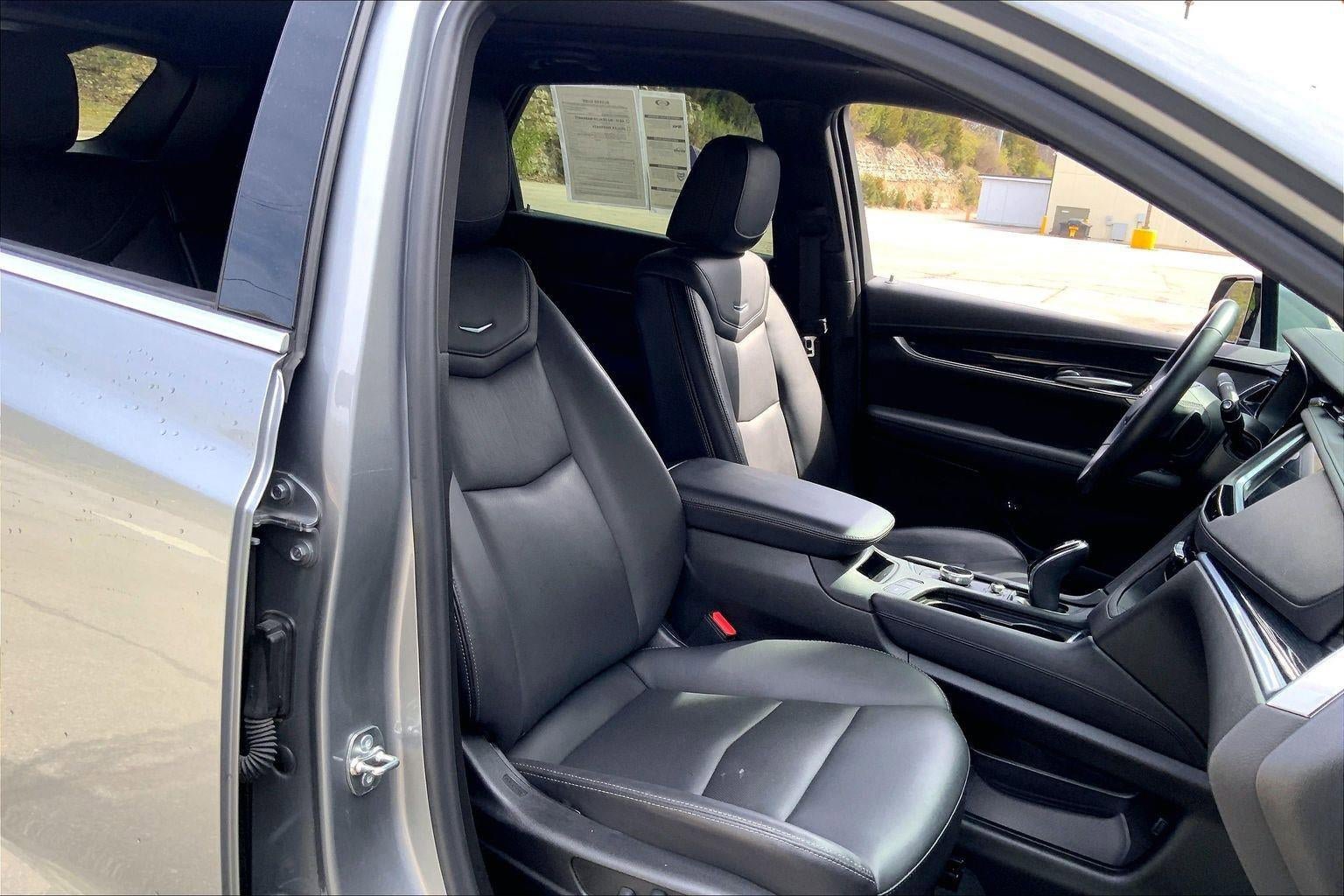 Certified 2025 Cadillac XT5 Premium Luxury image 7