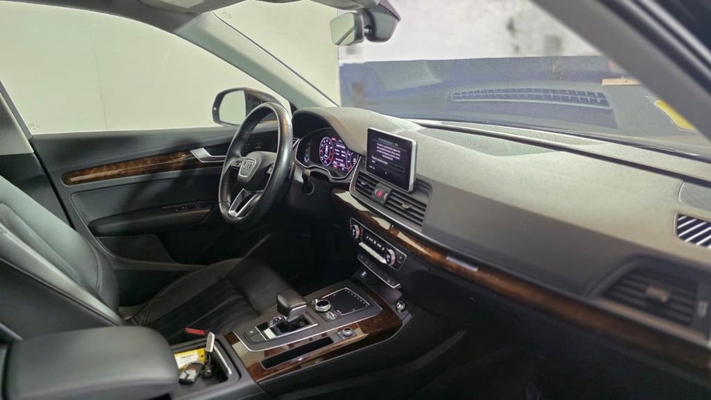 Used 2018 Audi Q5 2.0T Premium Plus w/ Premium Plus Package image 10