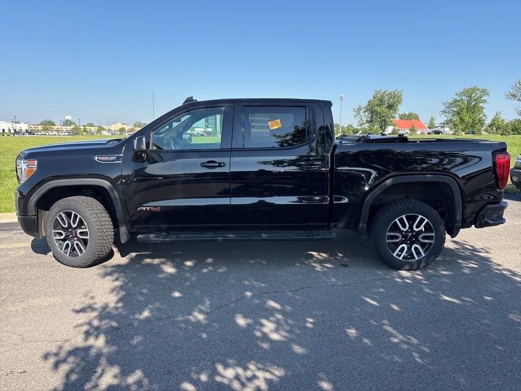 Used 2022 GMC Sierra 1500 AT4 w/ AT4 Preferred Package AWD/4WD image 6