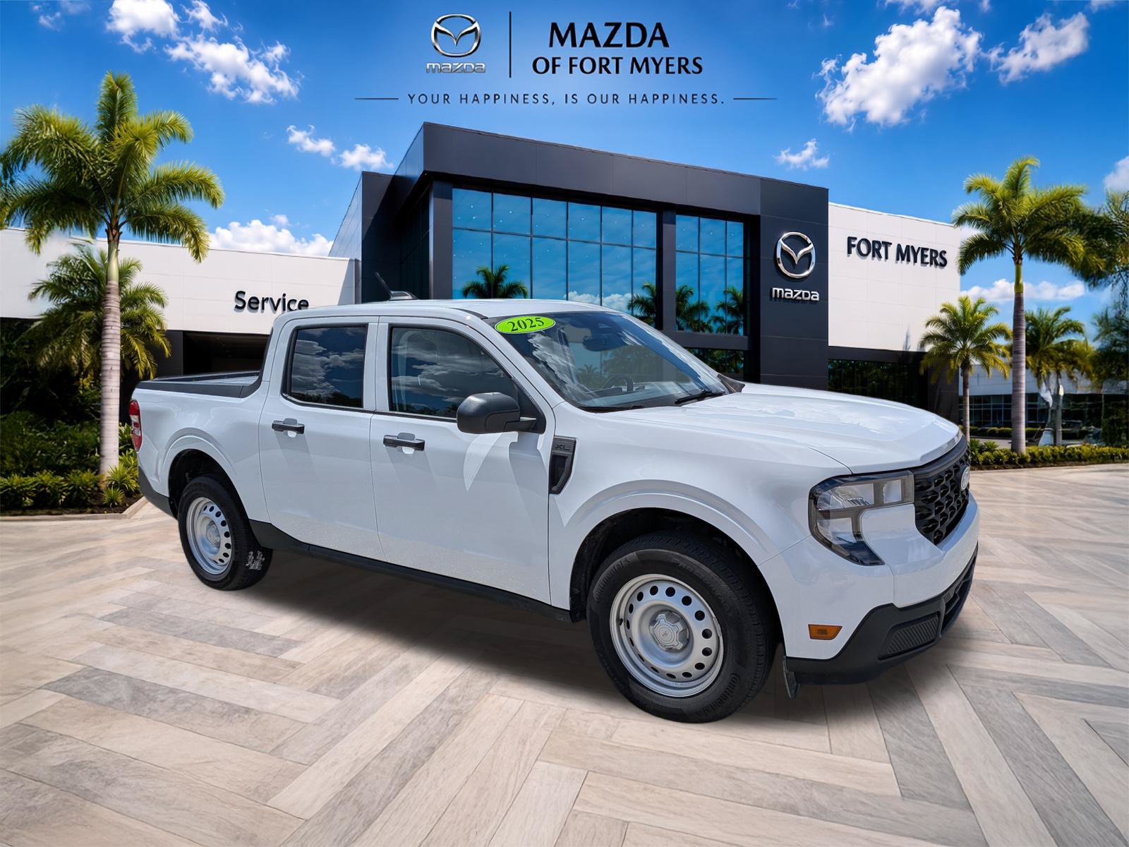 Used 2025 Ford Maverick XL w/ Equipment Group 102A AWD/4WD image 2