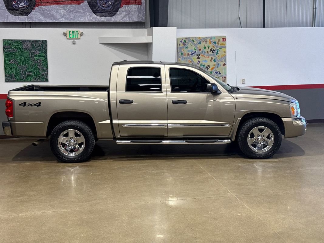 Used 2006 Dodge Dakota Laramie w/ Trailer Tow Group image 47