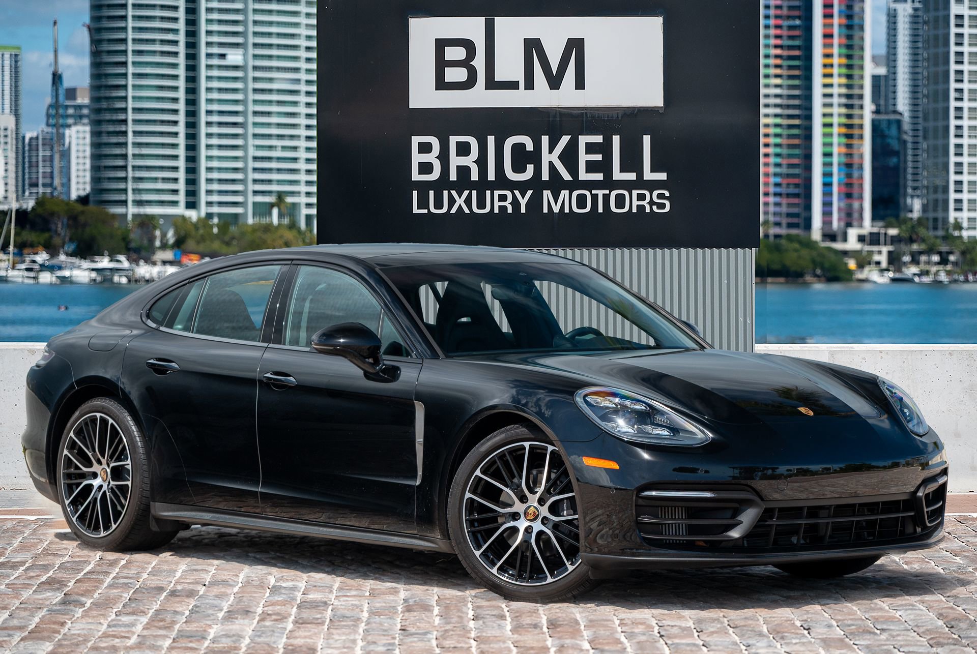 Used 2022 Porsche Panamera 4 Platinum Edition image 1
