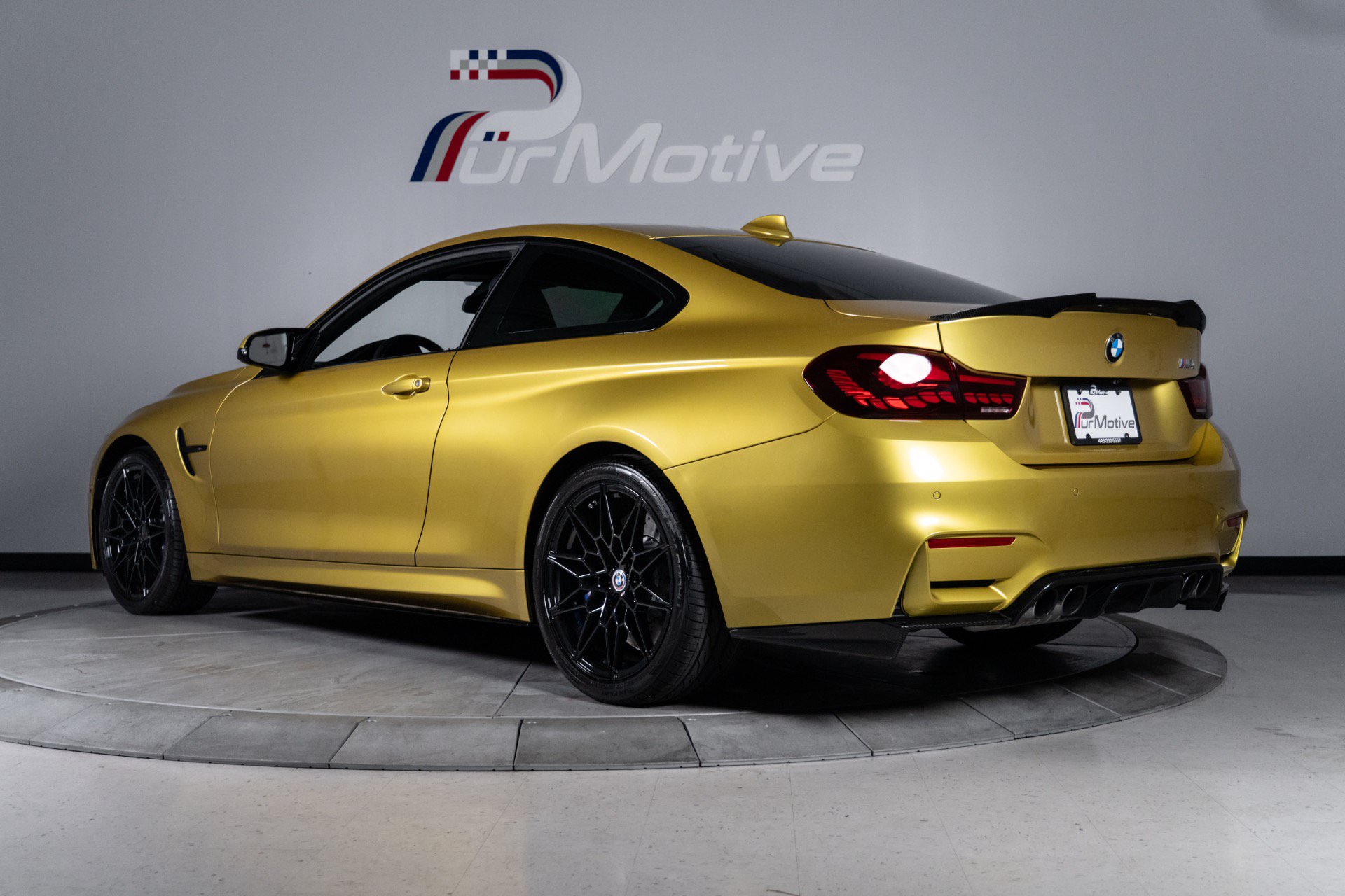 Used 2015 BMW M4 Coupe RWD image 12