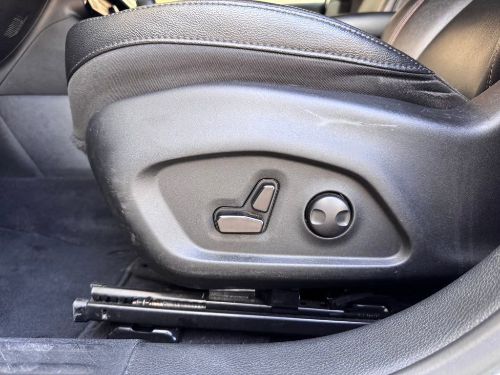 Used 2024 Jeep Compass Limited image 7