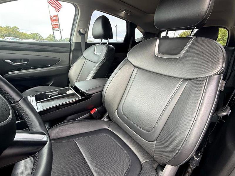 Used 2025 Hyundai Tucson Limited image 17