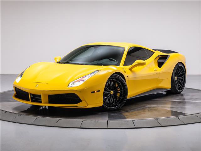 Used 2018 Ferrari 488 GTB image 1