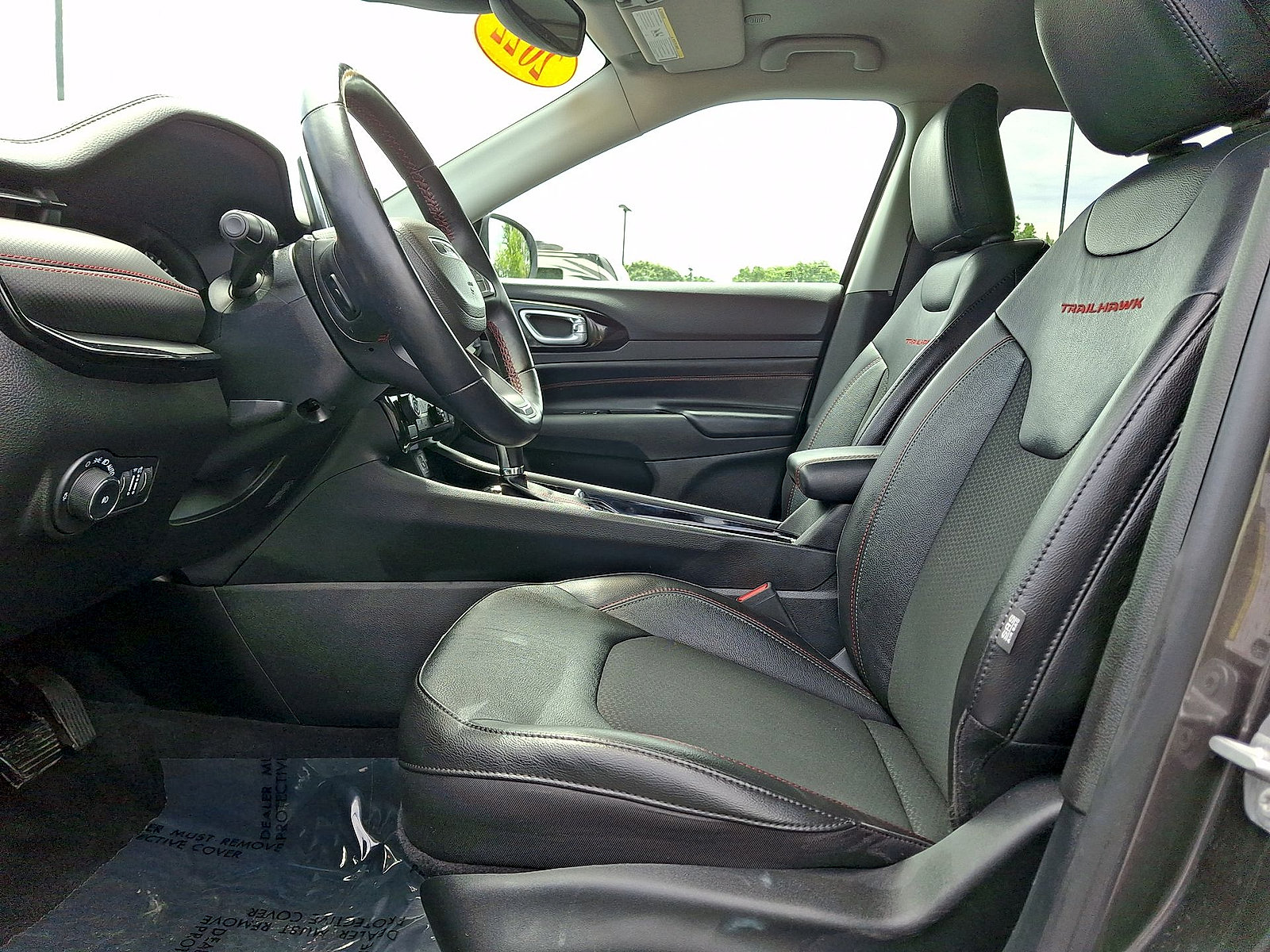 Used 2022 Jeep Compass Trailhawk w/ Trailhawk Convenience Group AWD/4WD image 11