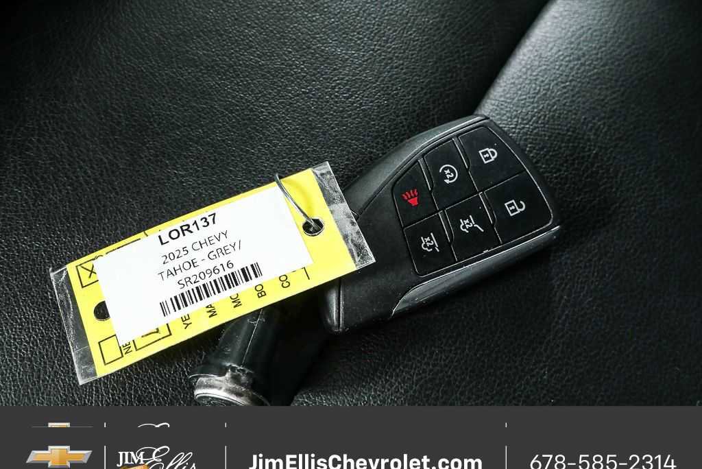 Certified 2025 Chevrolet Tahoe LT image 40