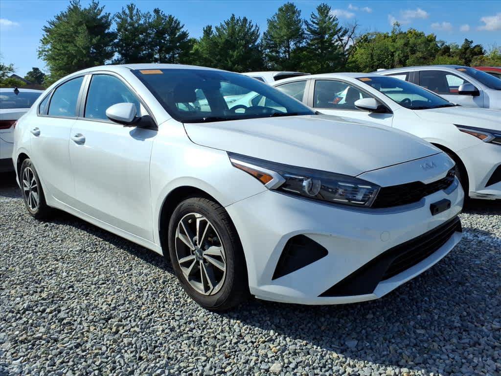 Used 2023 Kia Forte LXS FWD image 14