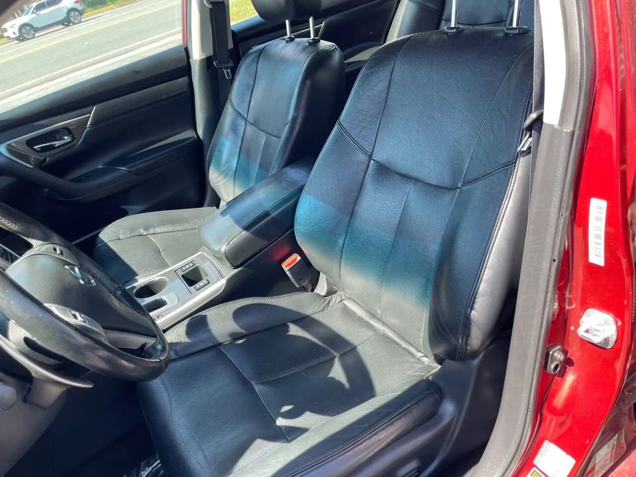 Used 2015 Nissan Altima 3.5 SL FWD image 14