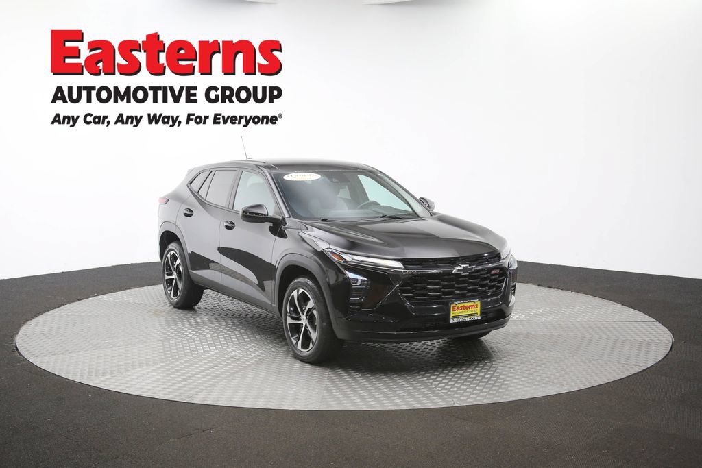 Used 2024 Chevrolet Trax RS FWD image 48