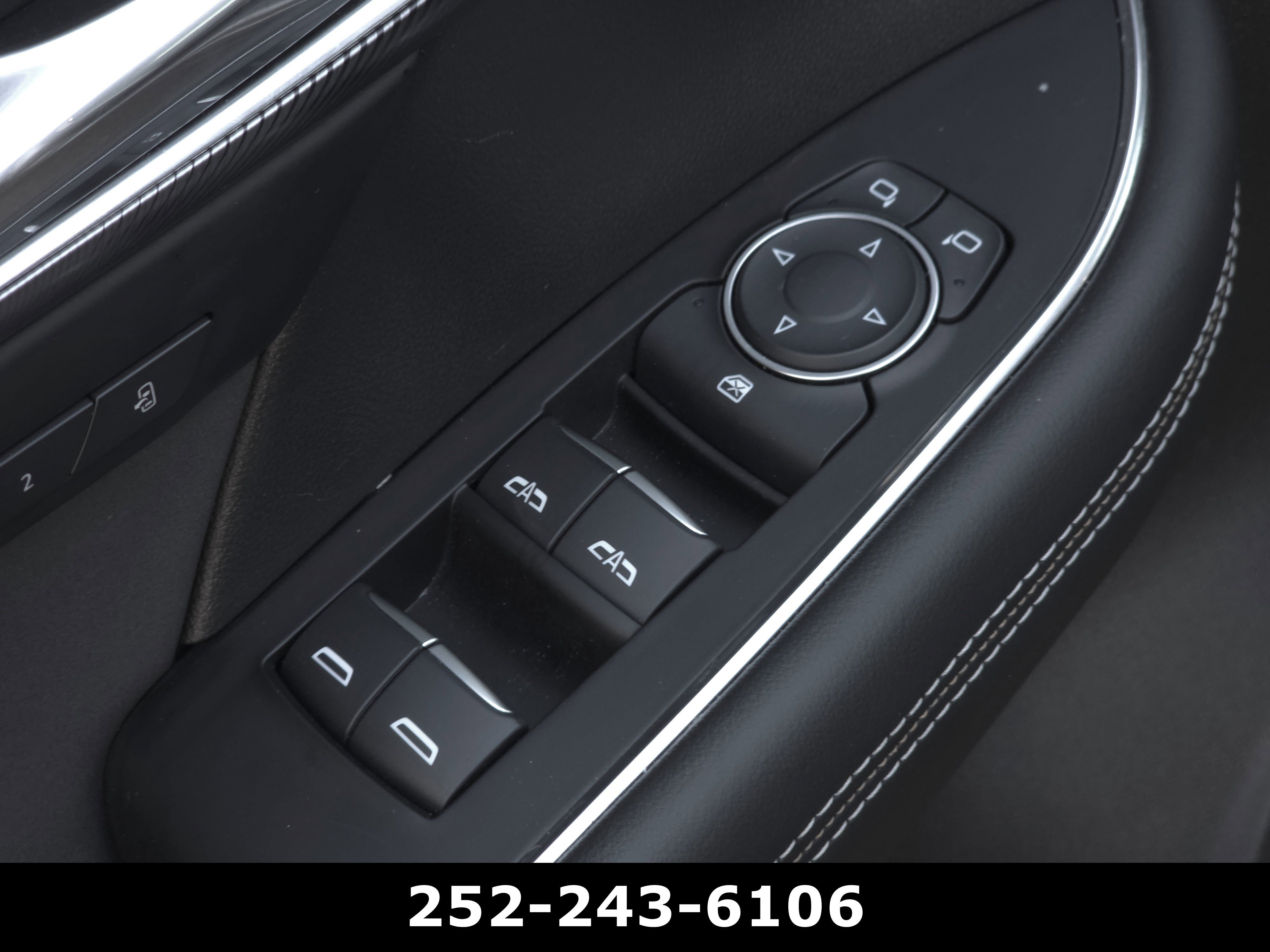 Used 2025 Buick Envision Sport Touring image 29