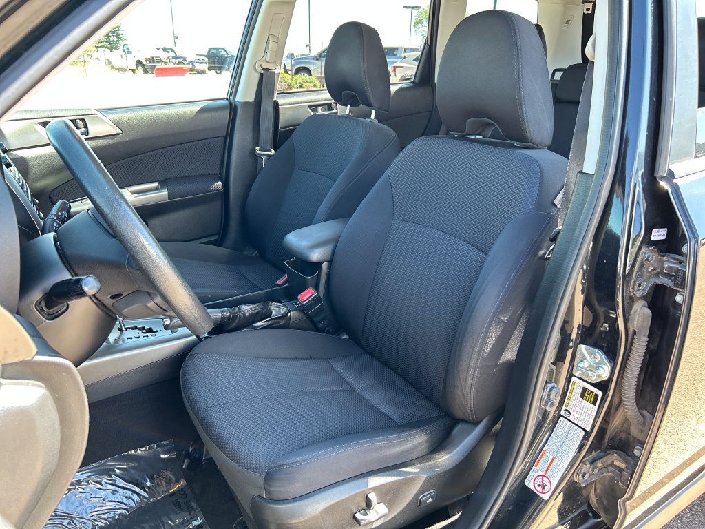 Used 2011 Subaru Forester 2.5X Premium w/ All-Weather Pkg AWD/4WD image 14