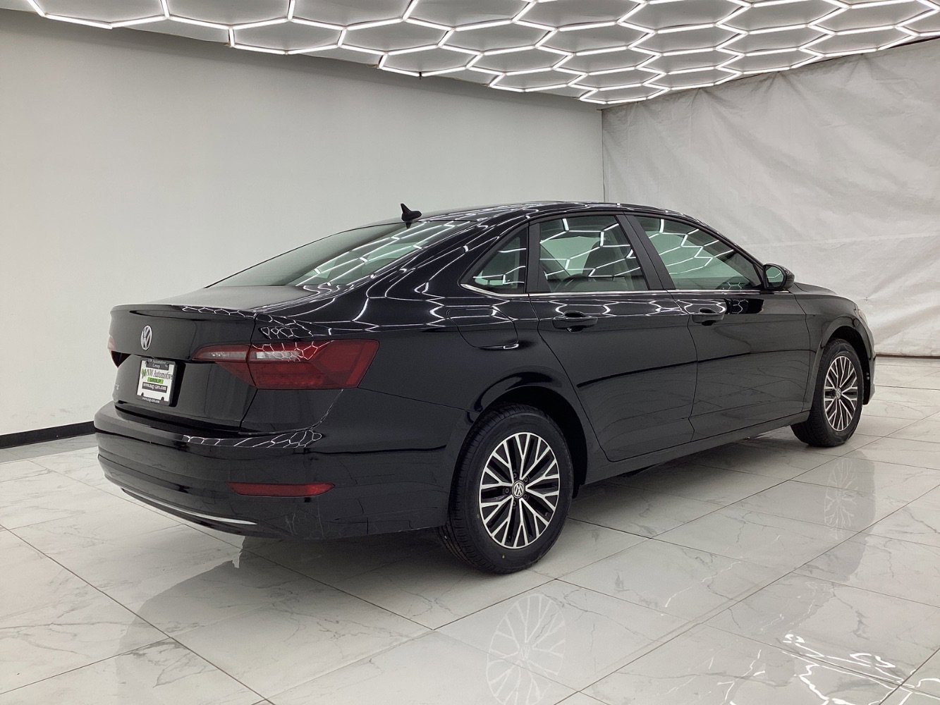 Used 2020 Volkswagen Jetta SE w/ SE Cold Weather Package FWD image 11