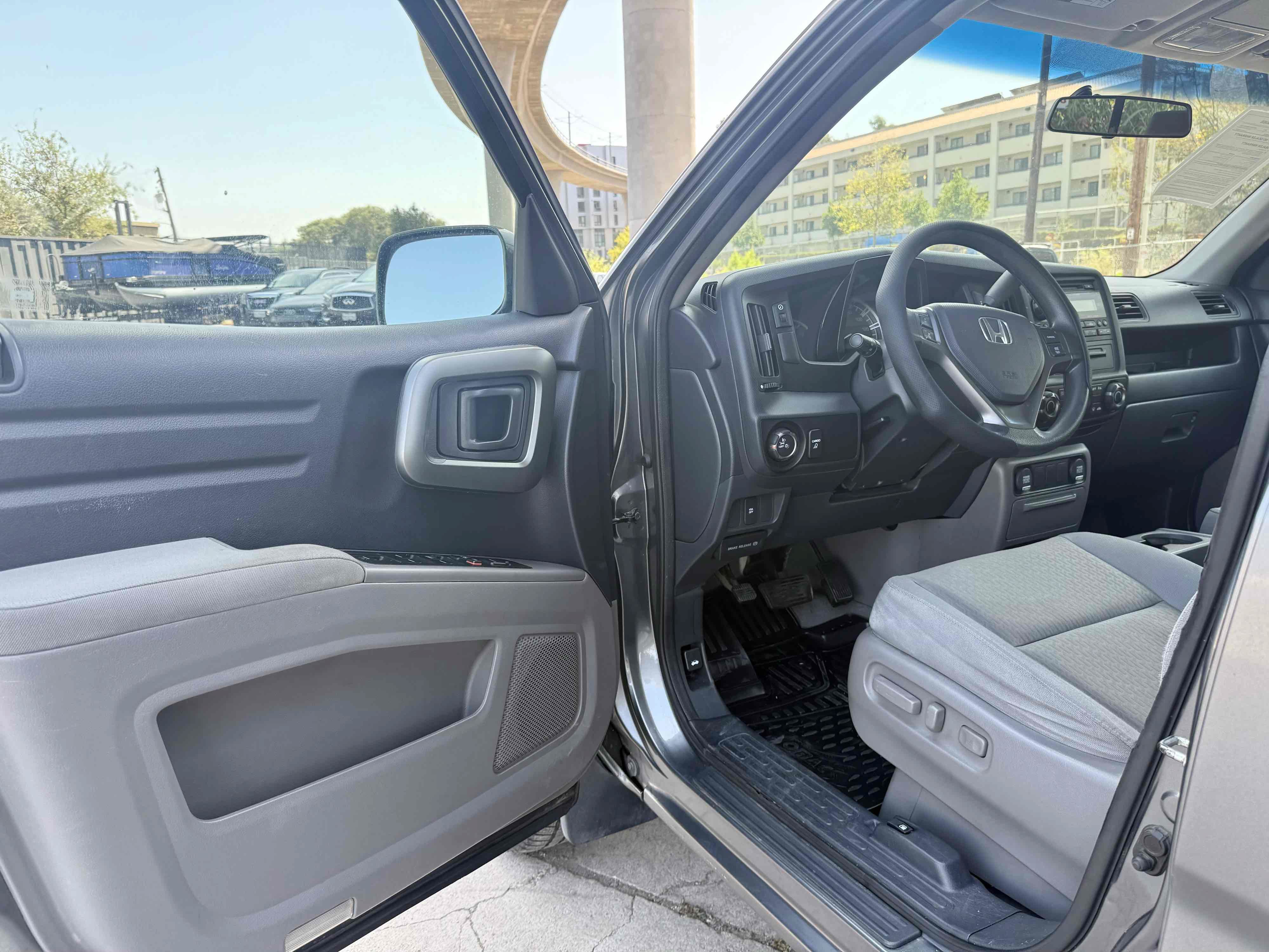 Used 2011 Honda Ridgeline RTS image 19