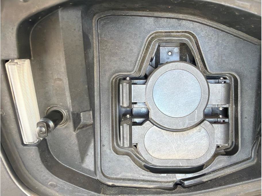 Used 2024 Nissan Ariya AWD image 34