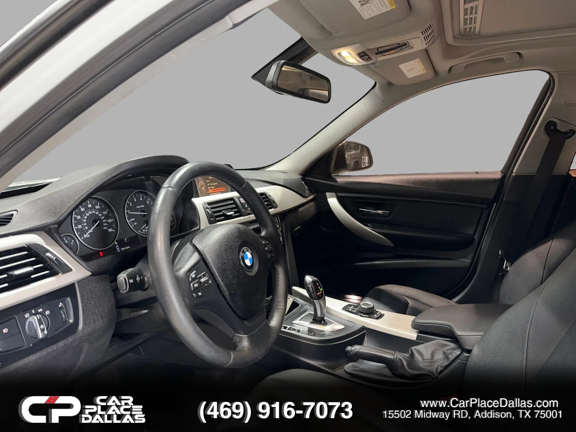 Used 2017 BMW 320i Sedan RWD image 12