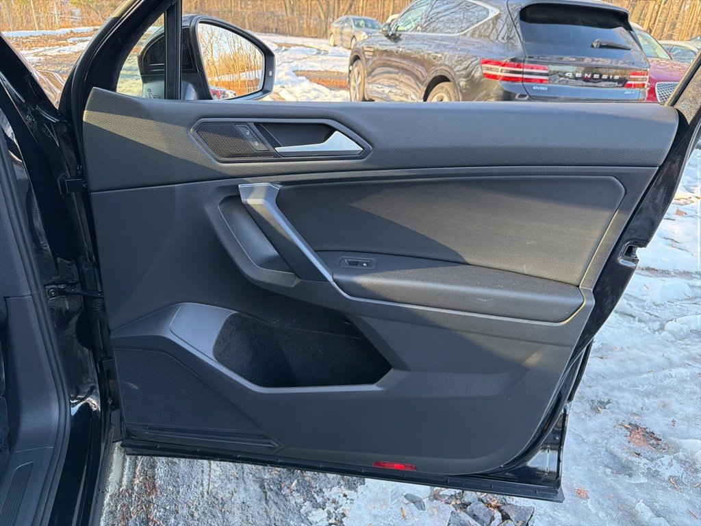 Used 2021 Volkswagen Tiguan SEL image 11