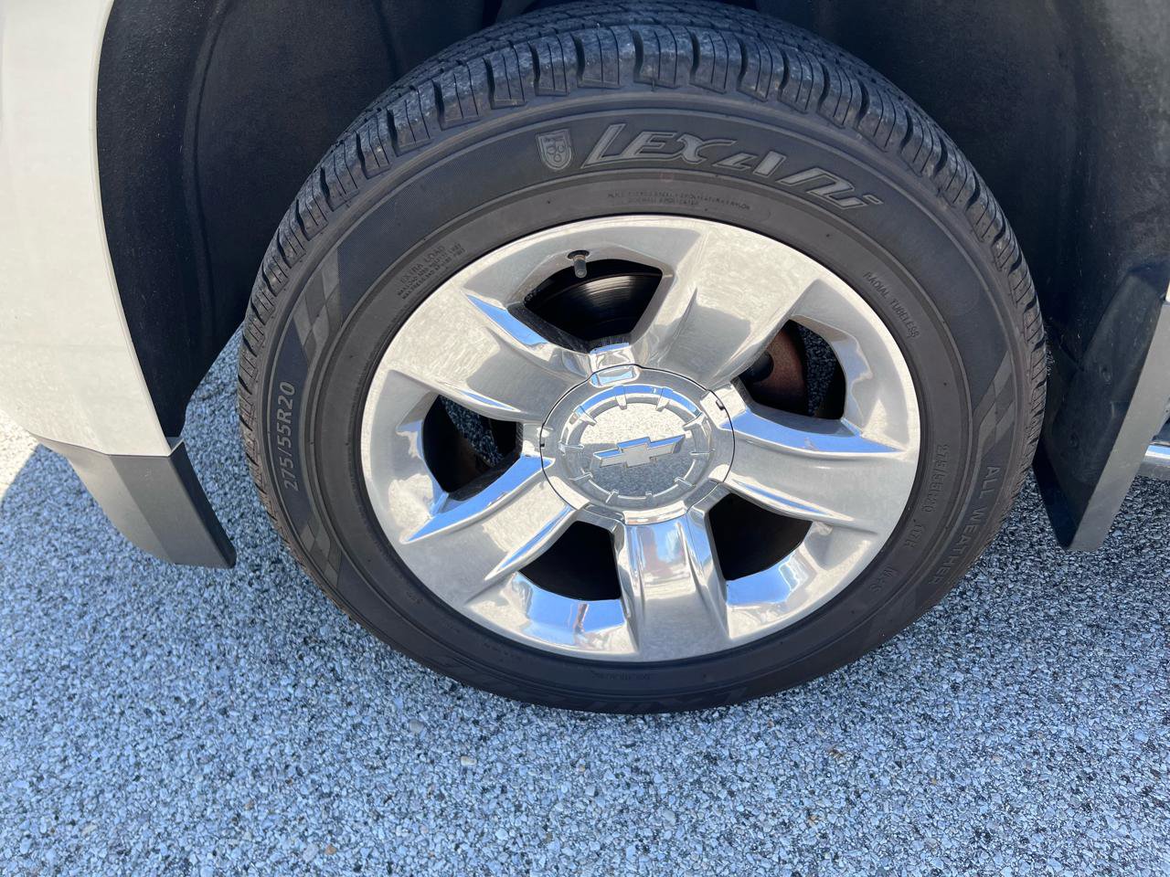 Used 2015 Chevrolet Tahoe LTZ AWD/4WD image 10