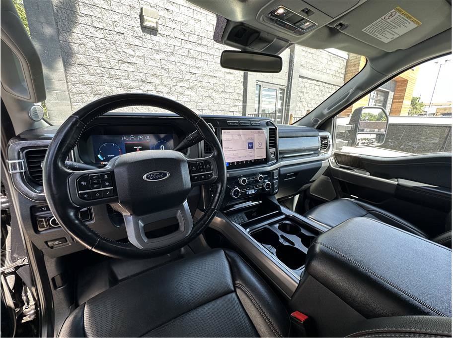 Used 2024 Ford F350 Lariat w/ Lariat Ultimate Package AWD/4WD image 14