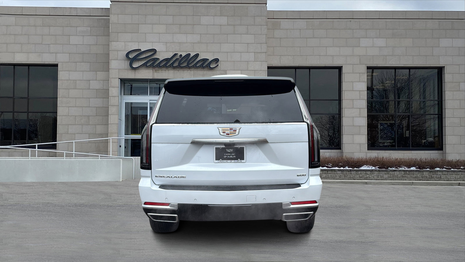 New 2026 Cadillac Escalade Luxury image 2