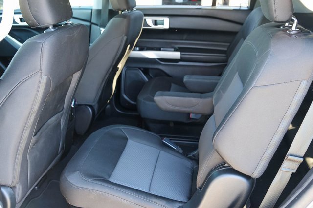 Used 2022 Ford Explorer XLT image 13