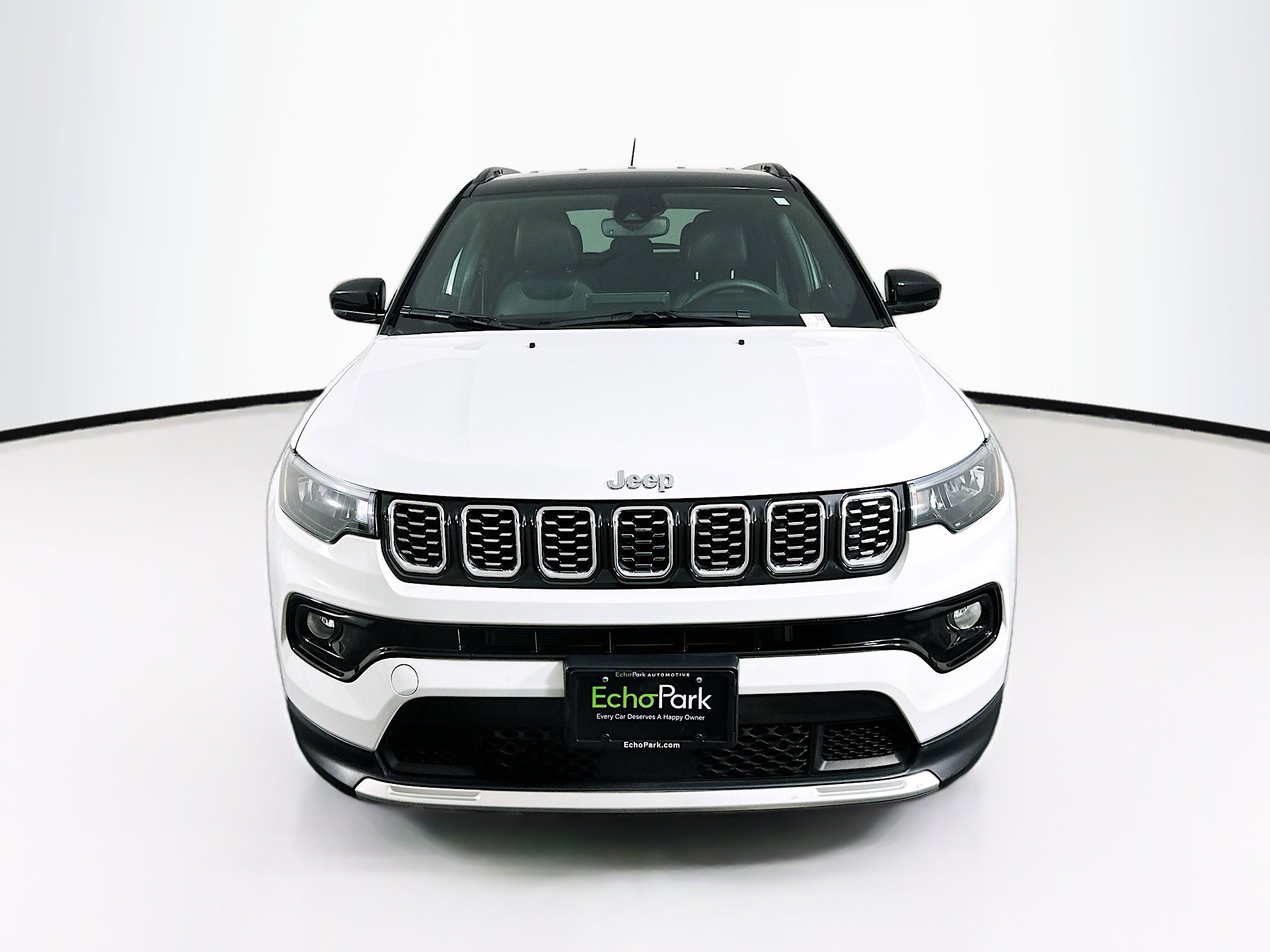 Used 2025 Jeep Compass Limited image 2