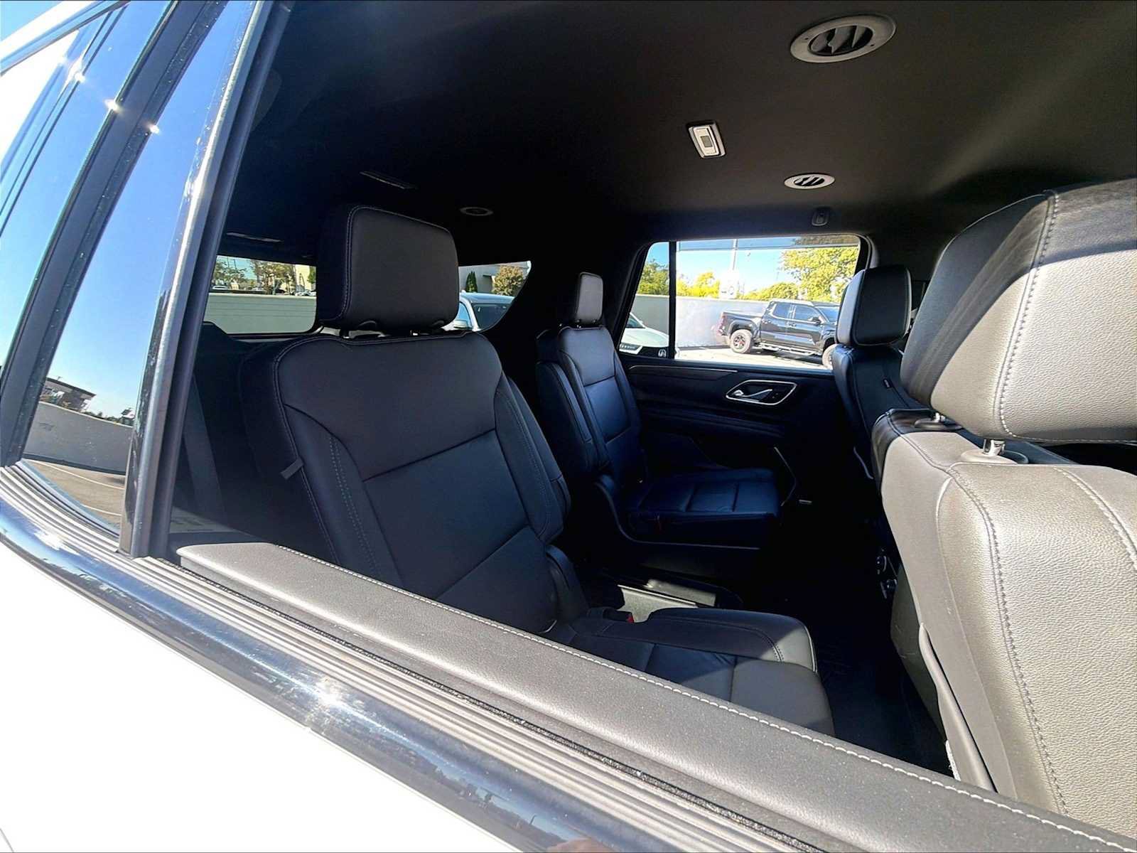 Used 2021 Chevrolet Tahoe Z71 AWD/4WD image 29