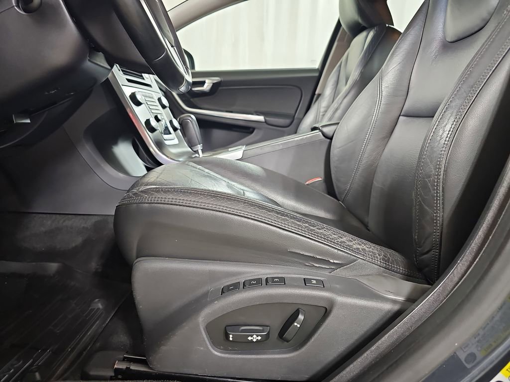 Used 2012 Volvo S60 T5 image 33