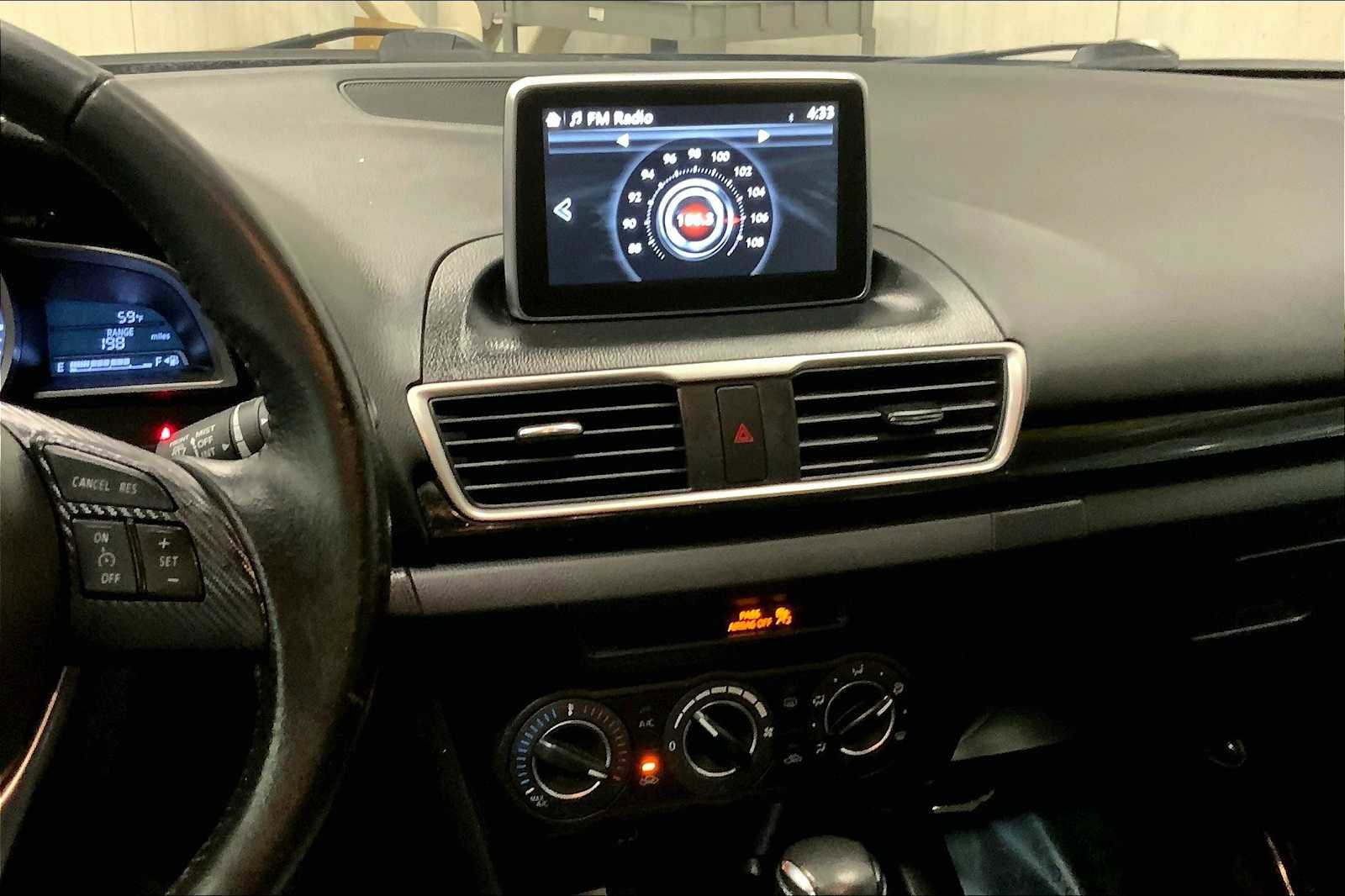 Used 2015 MAZDA MAZDA3 i Touring image 6