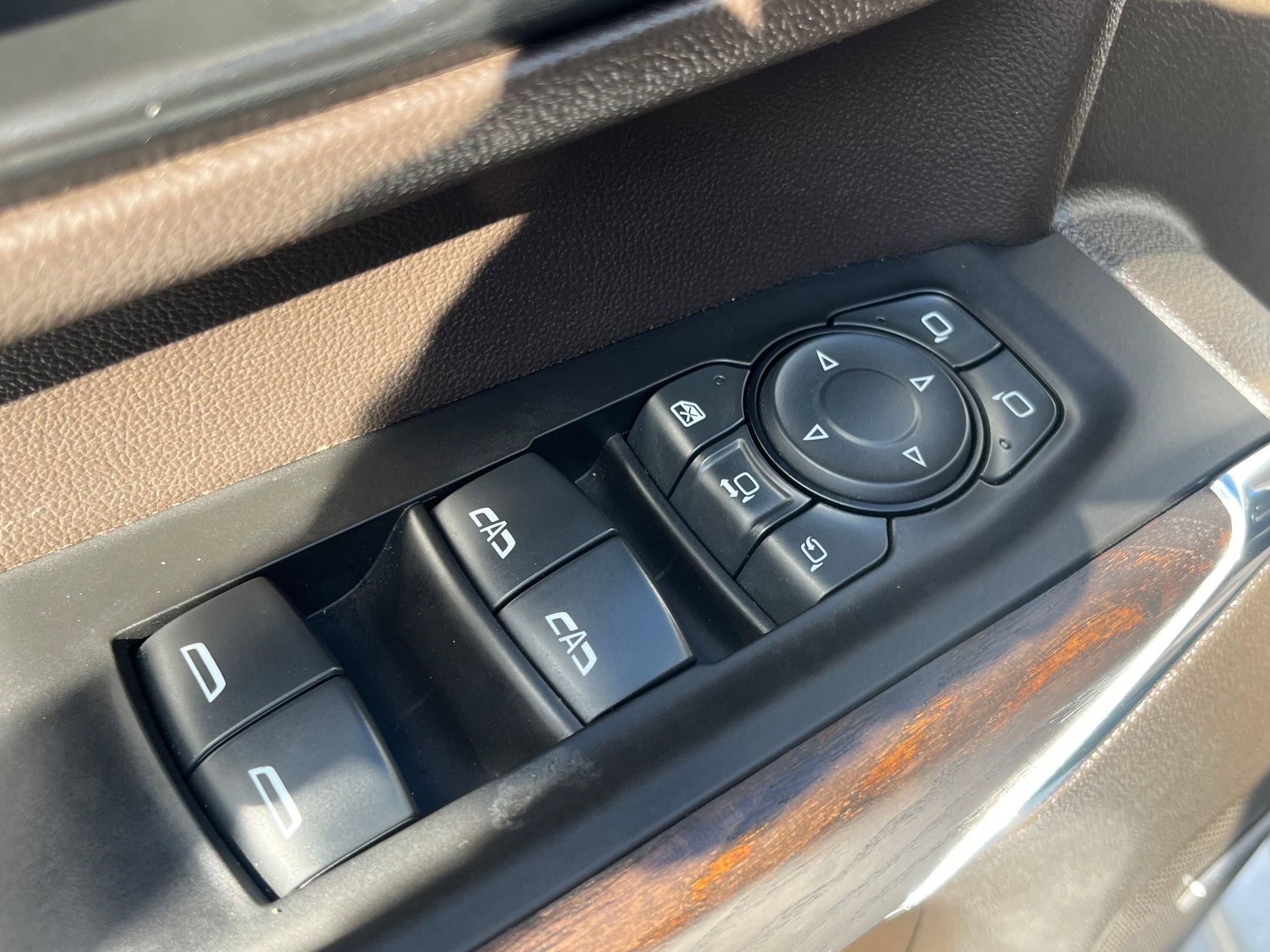 Used 2021 GMC Sierra 3500 Denali w/ Denali Ultimate Package image 12