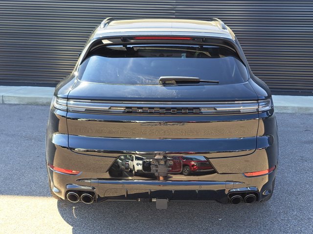 New 2026 Porsche Cayenne GTS image 6
