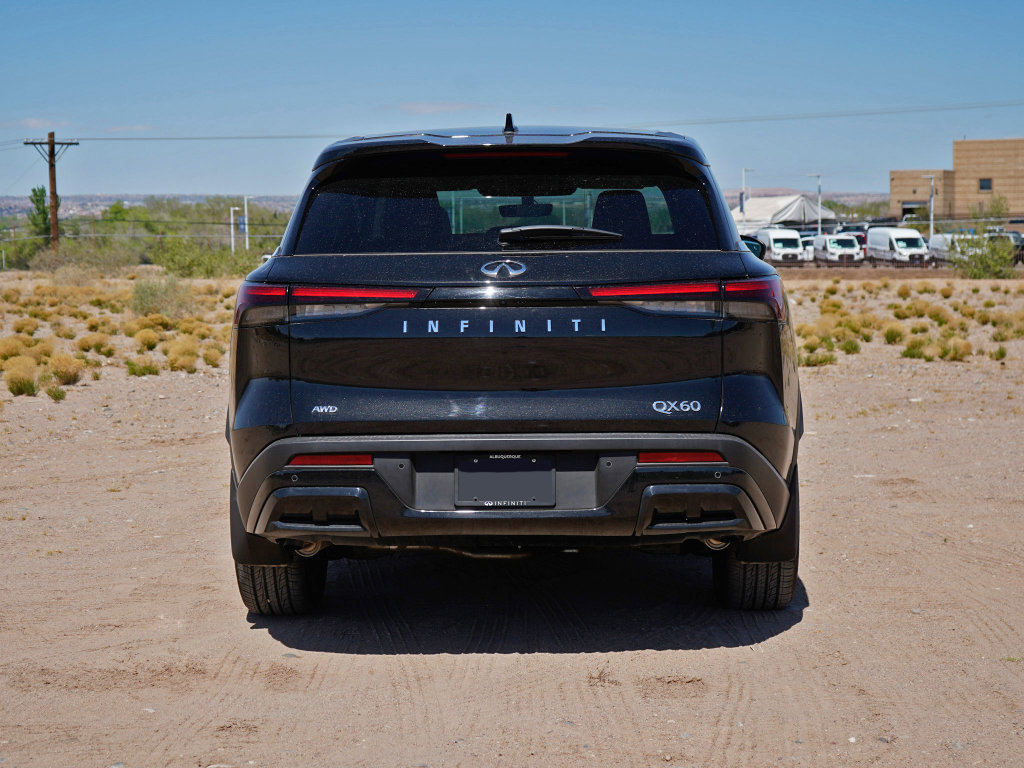 Used 2025 INFINITI QX60 Pure image 8