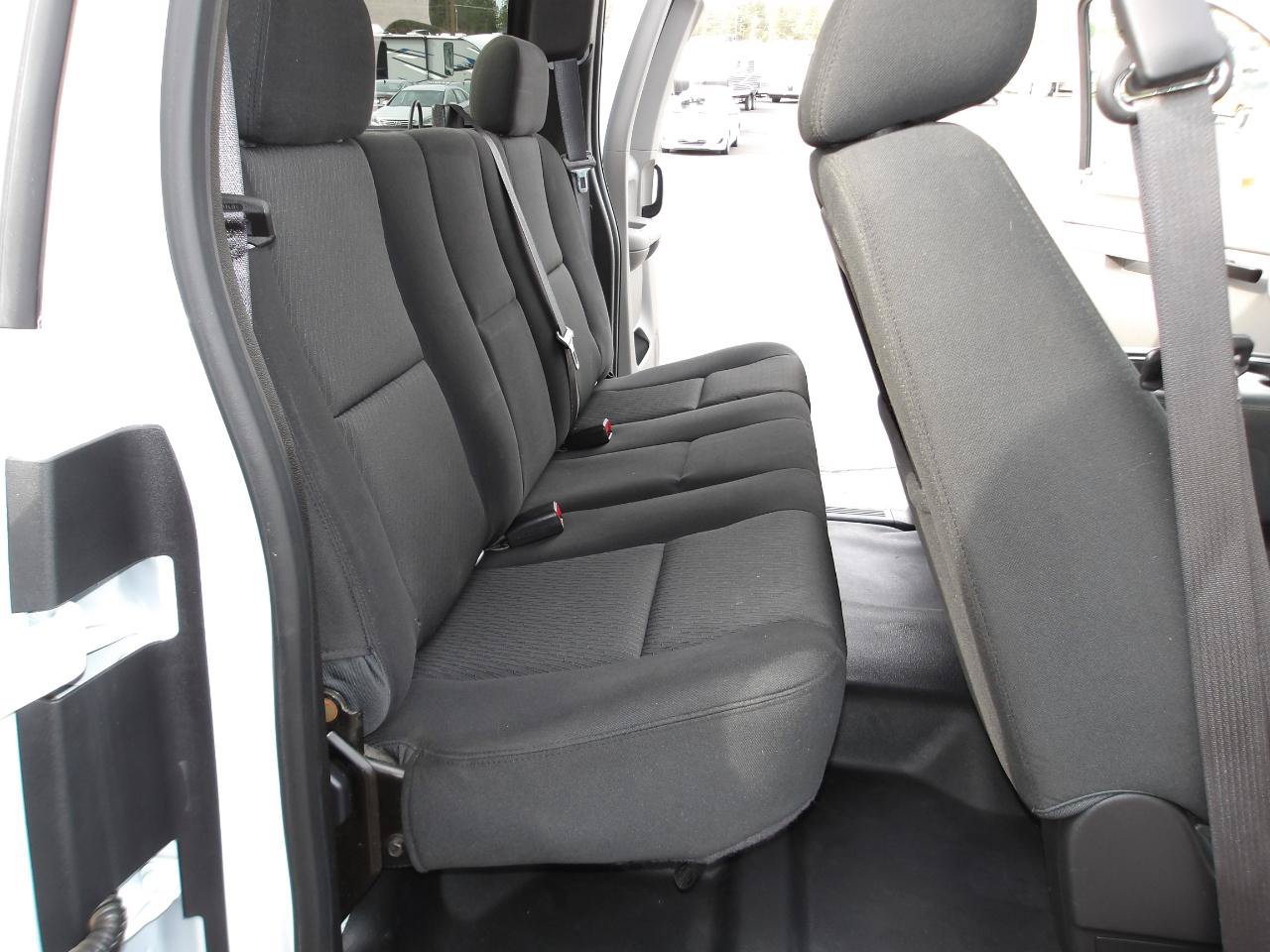 Used 2013 Chevrolet Silverado 2500 W/T AWD/4WD image 12