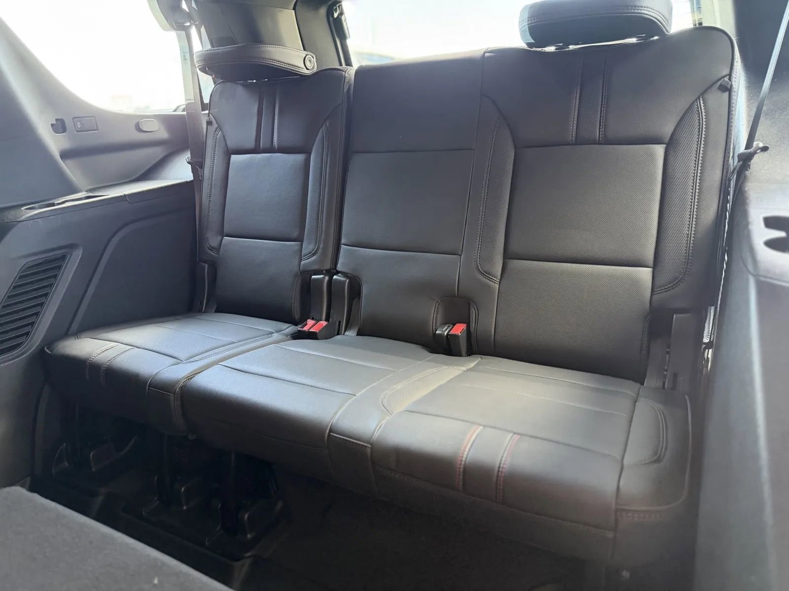 Used 2022 Chevrolet Tahoe RST AWD/4WD image 17