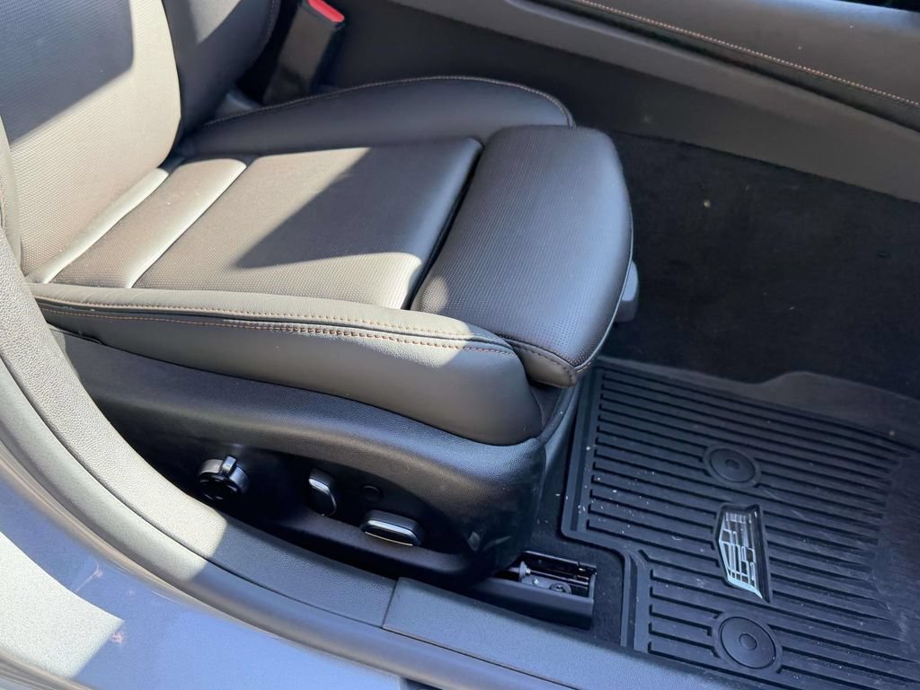 Used 2026 Cadillac CT5 Sport w/ Technology Package RWD image 9