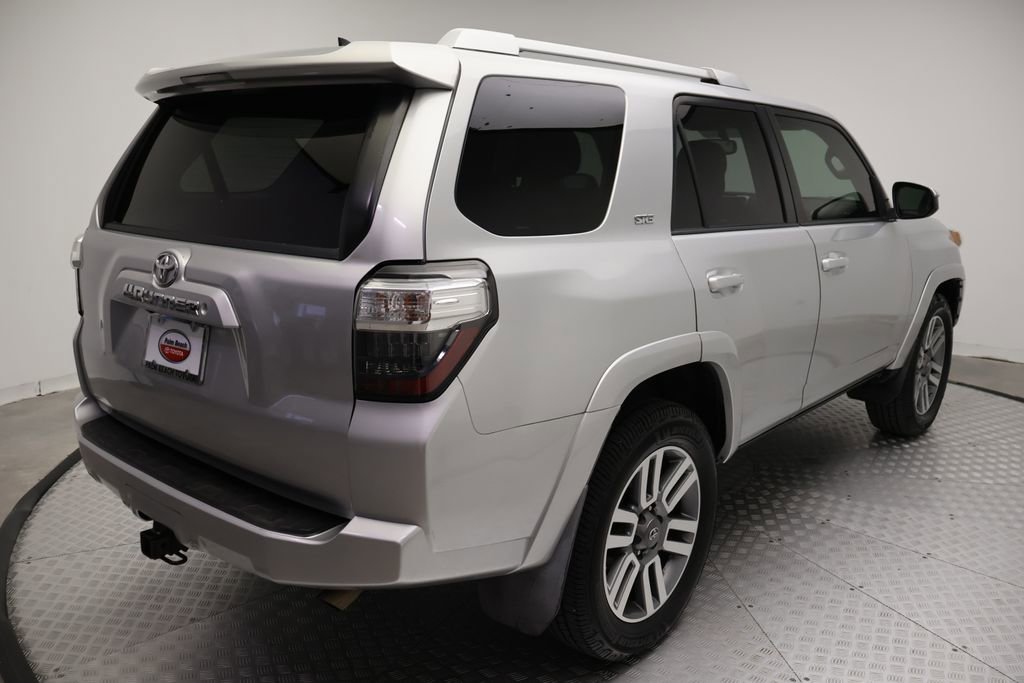Used 2015 Toyota 4Runner SR5 RWD image 8